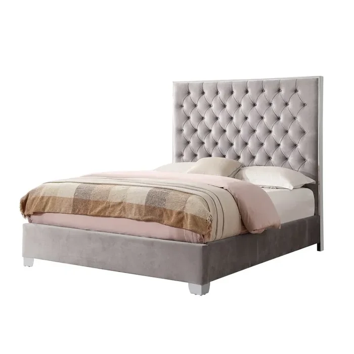 Wallace & Bay – James Cloud Gray Queen Upholstered Bed with Velvet-Like Fabric, Chrome Trim, Button Tufted Headboard, And Platform-Style Base – B510044